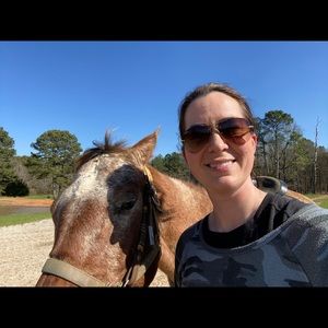 Meet your Posher, Brittney